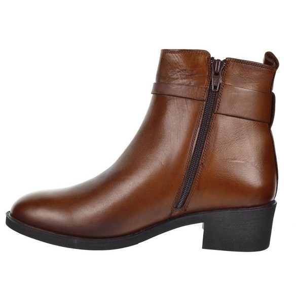 L700 Treintas 30s Botín Confort Botín piel, forro y plantilla en textil. Cremallera interior y elástico exterior. Piso de goma y