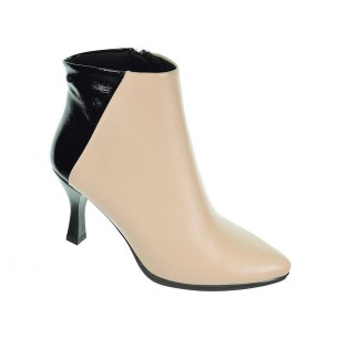 Sari19 Desireé Botín Piel Botín de piel con talón en charol. Plantilla en piel acolchada transpirable y ergonómica. Tacón de 7´5 2