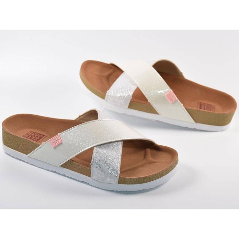 47916 Gioseppo Zueco Sandalia Zueco material sintético, tiras cruzadas con diferentes materiales. Planta textil , piso bio sinté