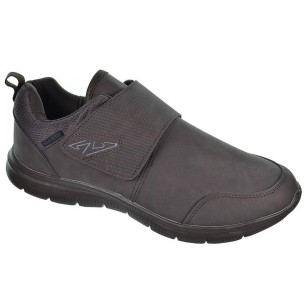 Master Nicoboco Deportivo Zapatilla Deportivo en sintético. Cierre con velcro. Forro interior textil y plantilla acolchada. Piso 2