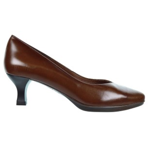 Mari7 Desireé Zapato Salón Zapato salón en piel. Plantilla en piel acolchada transpirable y ergonómica. Tacón de 5,5cm aprox. de