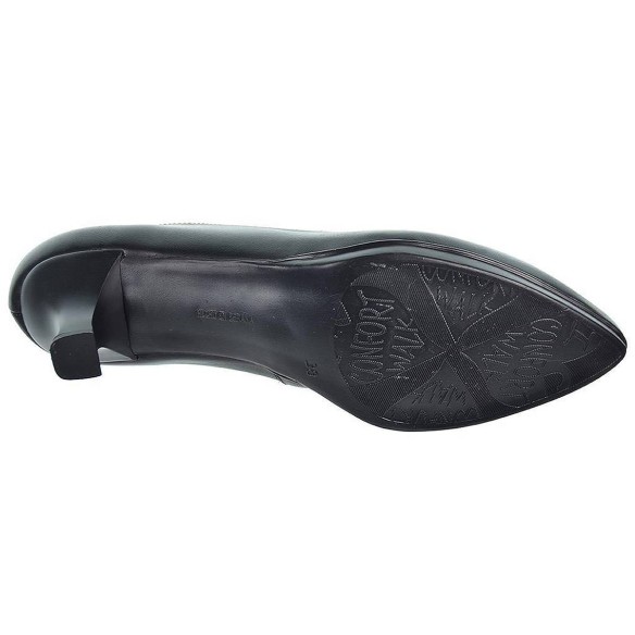 Mari7 Desireé Zapato Salón Zapato salón en piel. Plantilla en piel acolchada transpirable y ergonómica. Tacón de 5,5cm aprox. de