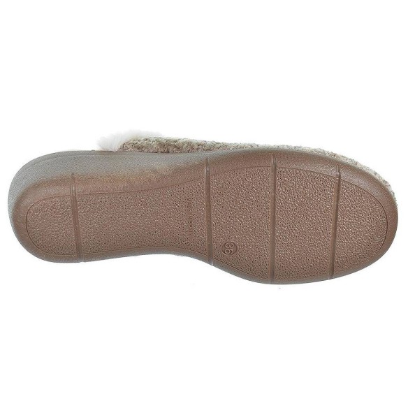 20288 CM Confort Zapatilla Casa Zapatilla destalonada en textil muy suave y plantilla acolchada para un máximo confort. Piso de 