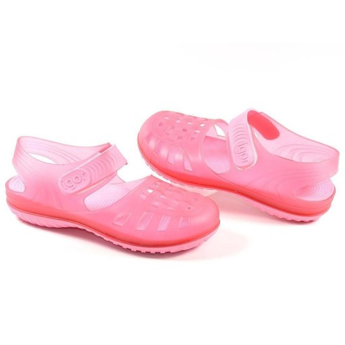 Bay Igor Cangrejera Comprar Sandalia Cangrejera traslúcida, cierre de velcro y plantilla antideslizante confort extraíble. Para 