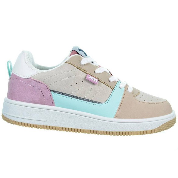 150443 Xti Kids Sneaker Zapatilla Sneaker en sintético. Cierre en cordones, forro y plantilla textil acolchados. Suela de caucho