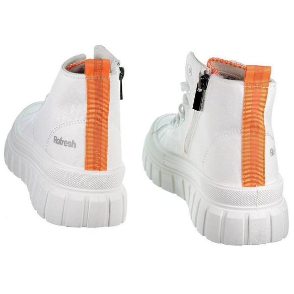 170791 Refresh Zapatilla tipo Botín de lona. Cordones y plantilla textil acolchada. Piso y puntera de goma antideslizante.
