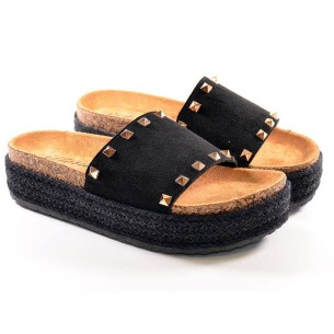 21053 Isteria  Zueco Chancla Zueco Material Antelina Con Pala Ancha Y Remaches. Planta Bio Con Piso Plataforma Forrado en Yute.  2