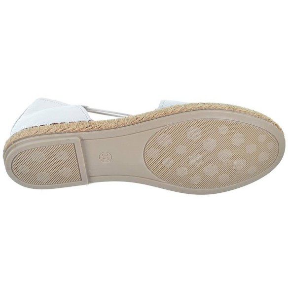 Carla Top3 Camping Piel Alpargata con elásticos. Forro textil, plantilla piel acolchada suela de goma con yute.