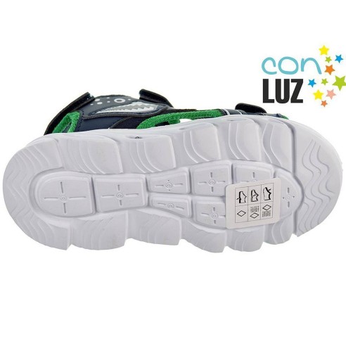 126002 Conguitos Sandalia Bio Luces en sintético. Forro en textil. plantilla acolchada. velcro empeine y en talón. Suela de goma