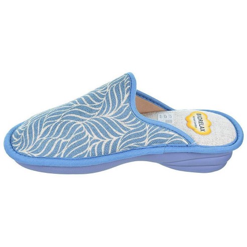 1811 Biorelax Zapatilla Casa destalonada en textil con esponja técnica y tejidos transpirables. Piso de cuña antideslizante