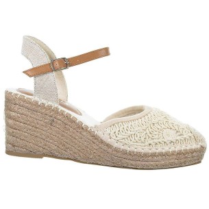 23085 D´Angela Alpargata textil trenzada, cierre en pulsera. Plantilla acolchada. Piso en yute con cuña de 7cm. Antideslizante.