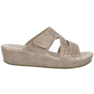 23589 Amarpies Zueco sintético perforado, forro textil.  Velcro ajustable. Piso con cuña de 4cm. antideslizante. Pies delicados